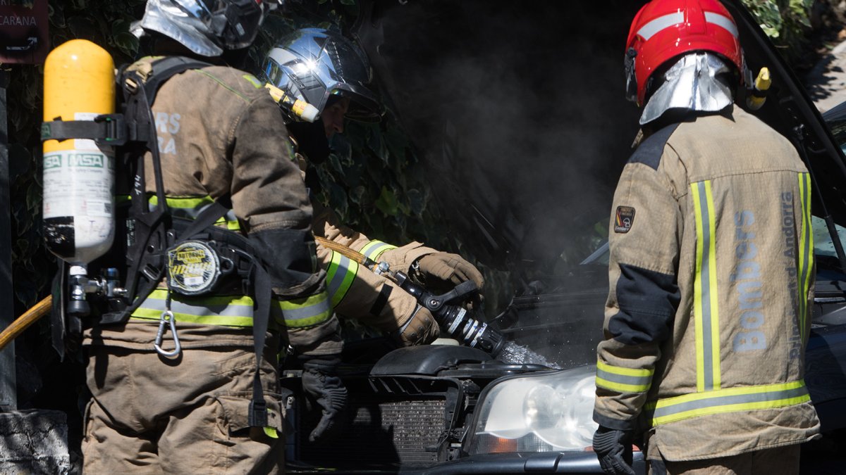 Bombers Incendi Cotxe