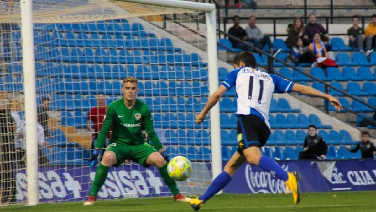 La fantàstica irrupció de Bañuz, l'aspecte més positiu a Alacant