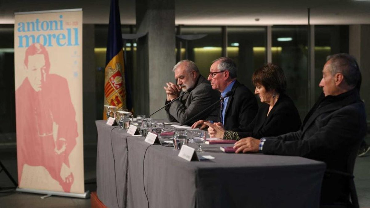Presenten el primer llibre del pòstum Antoni Morell