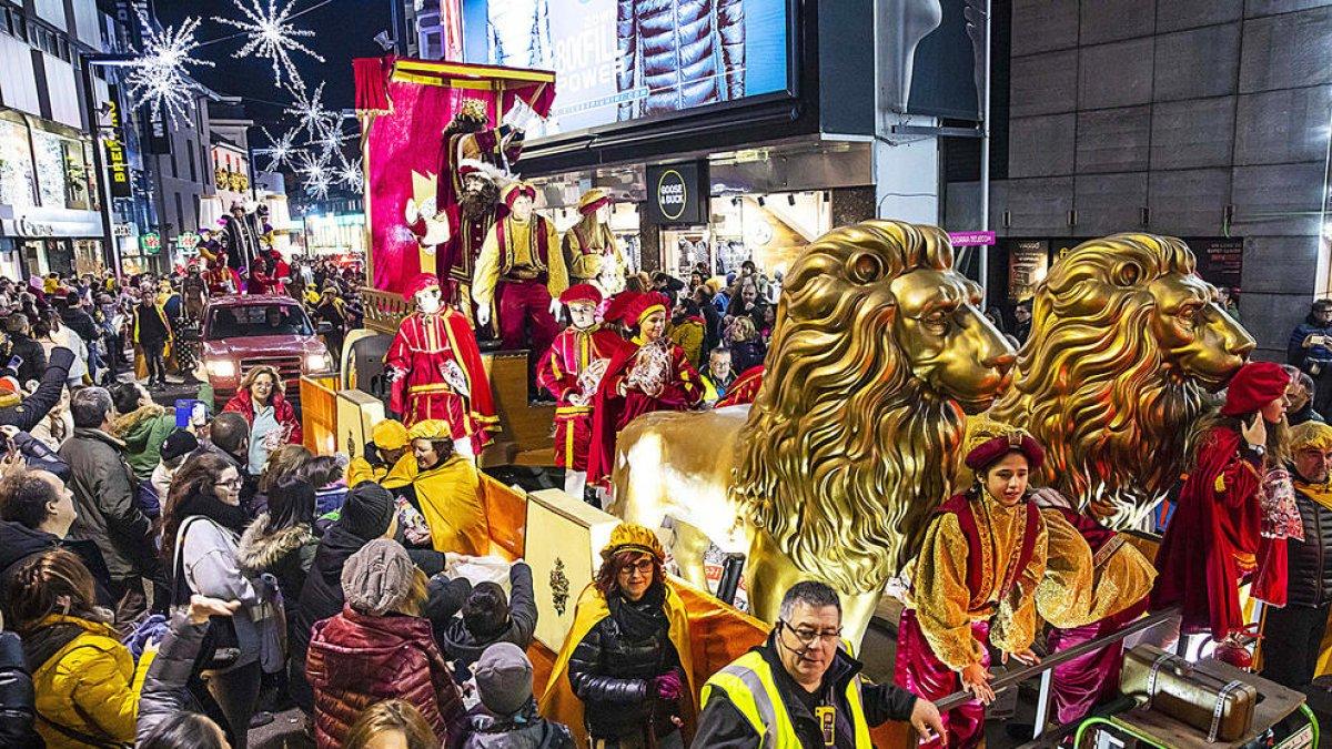 La màgia dels Reis omple els carrers
