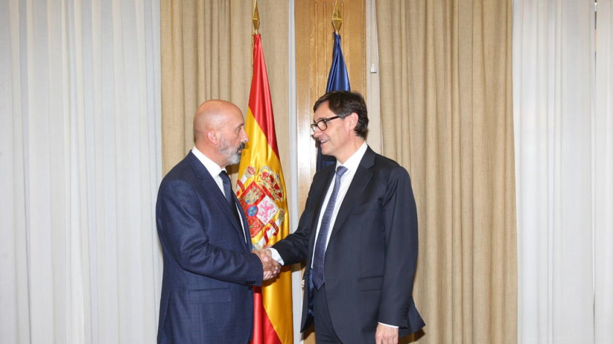 Benazet i el ministre espanyol de Salut reafirmen la col·laboració entre ambdós països