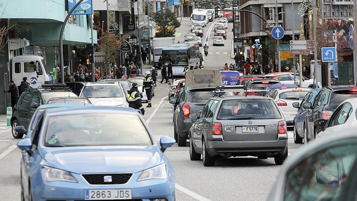 Gairebé un quart de milió de vehicles entren al país aquest Nadal