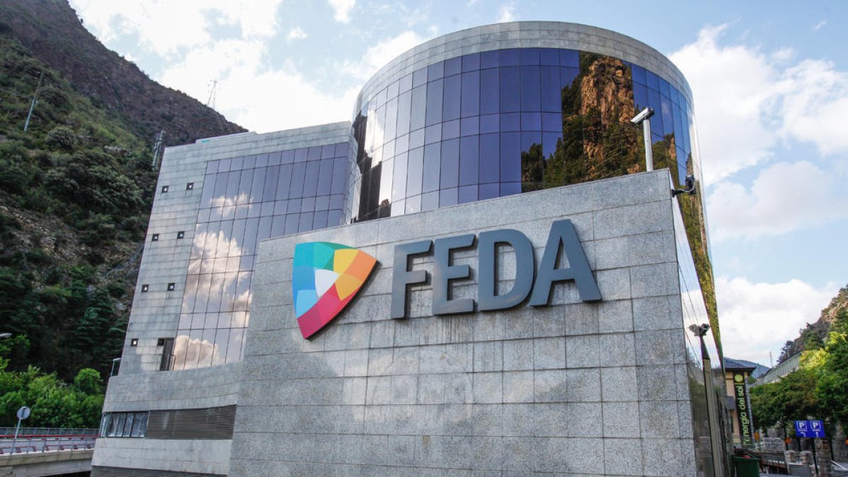 FEDA registra una reducció del consum elèctric del 30%
