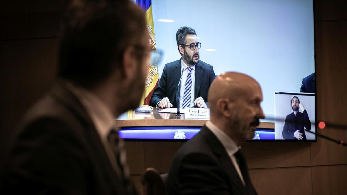 Més de 8.000 treballadors afectats per una suspensió o reducció de jornada