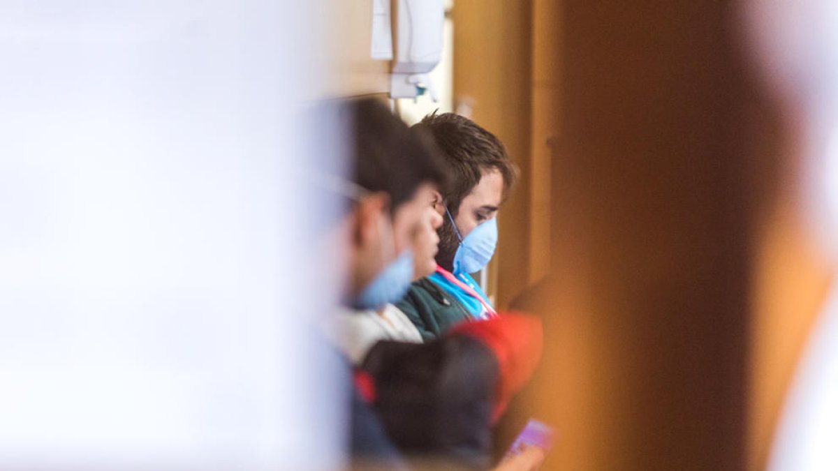 L'únic malalt per coronavirus rep l'alta i ara queden 14 confinats a casa