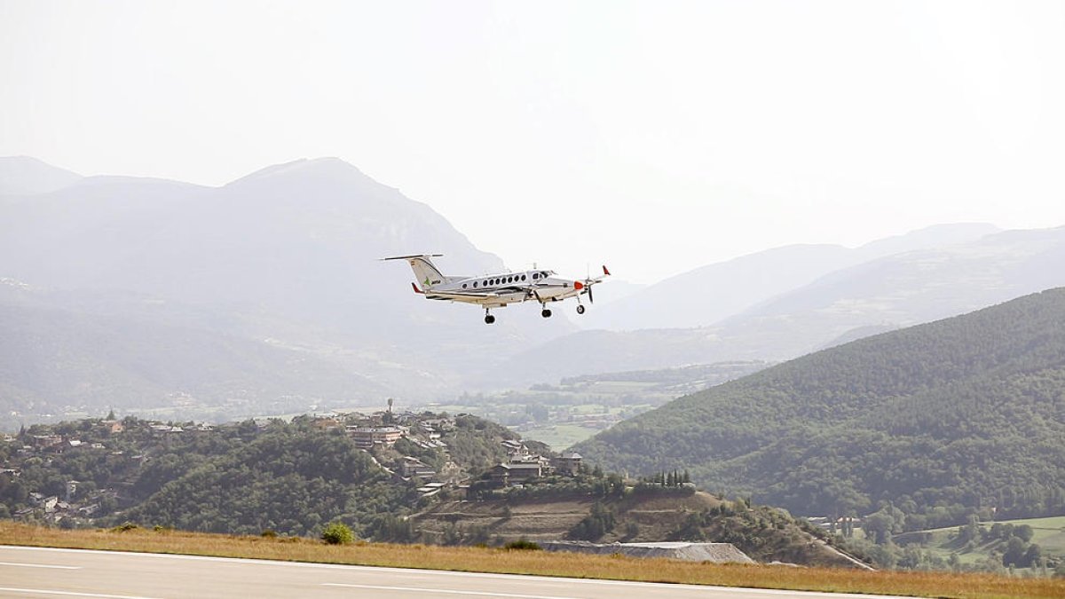 El govern espanyol valida l'operativa amb GPS a l'aeroport de la Seu