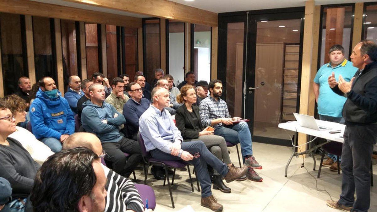Els ramaders van a França per intercanviar coneixements