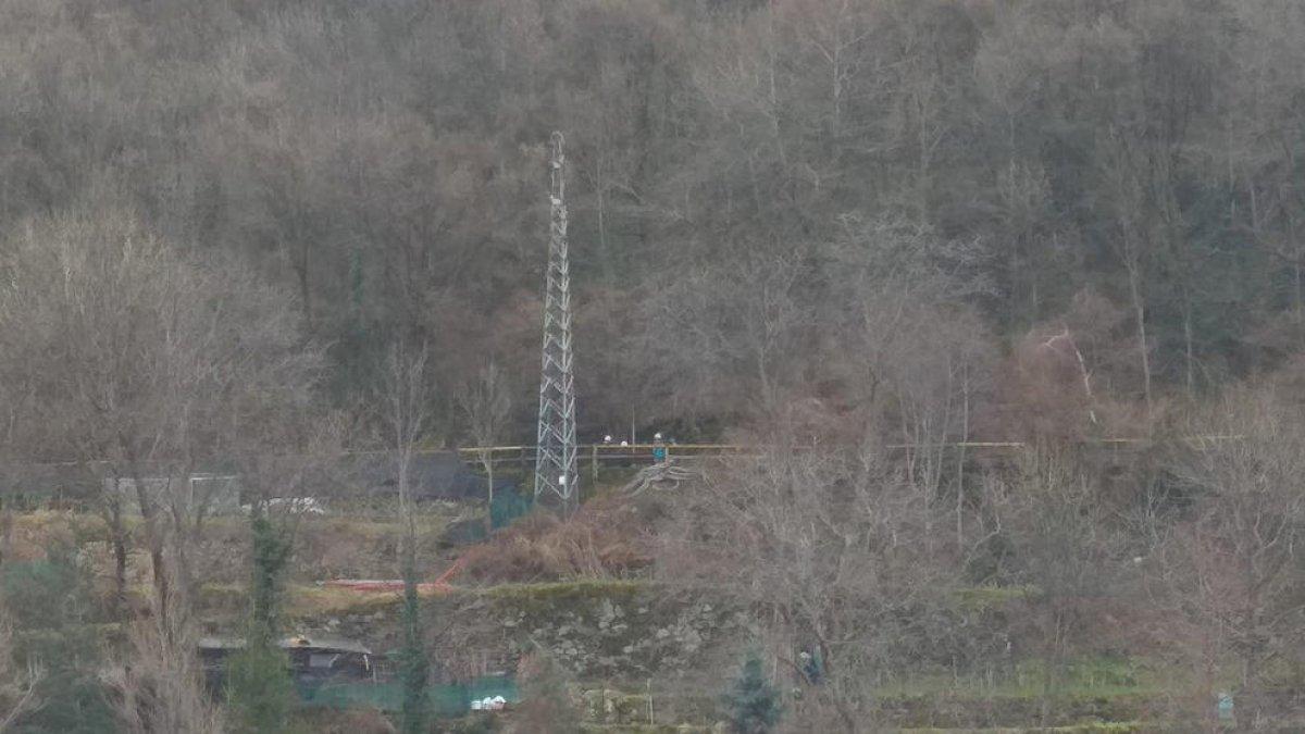 FEDA retira les 32 torres de la línia aèria del rec de l'Obac