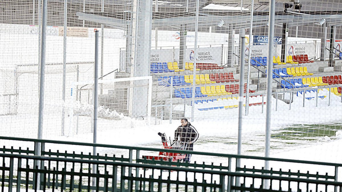 Polèmica en 'stand-by'