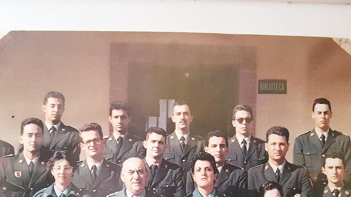 Trenta anys de la primera promoció de dones policies