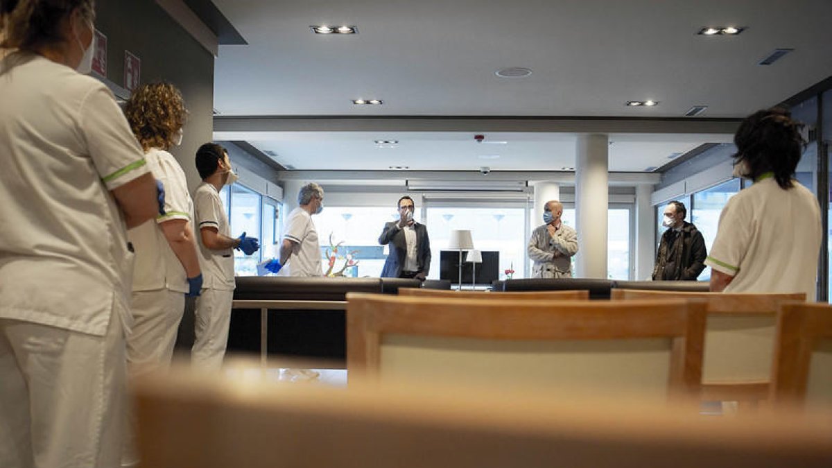 El cap de Govern visita dos centres sociosanitaris