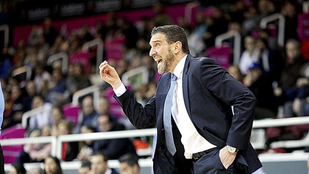 “Hem de posar una solució”