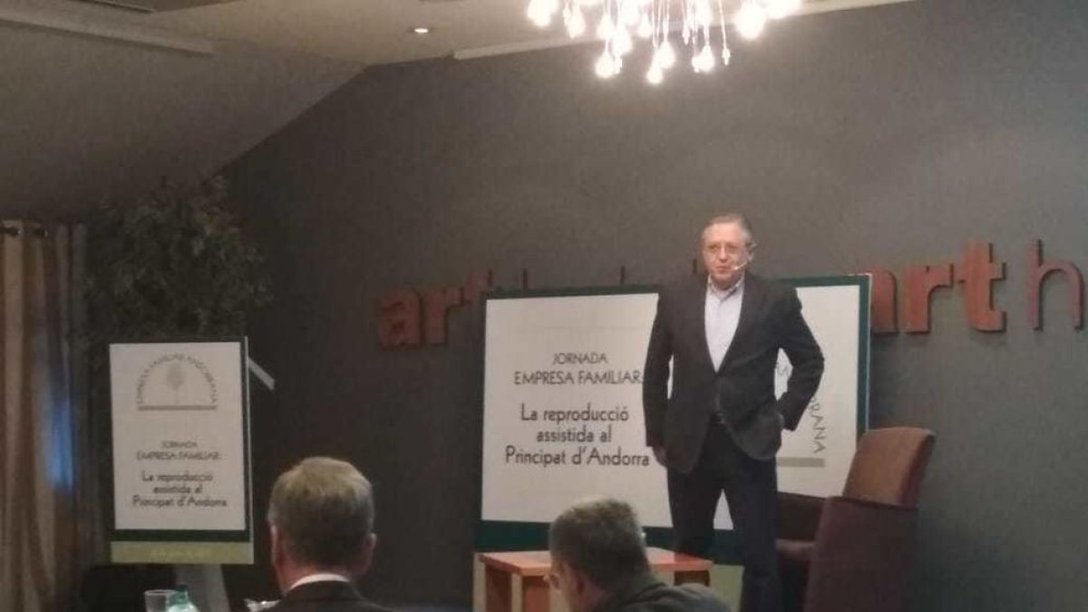 Un expert afirma que la Llei de reproducció assistida és de les més garantistes d'Europa