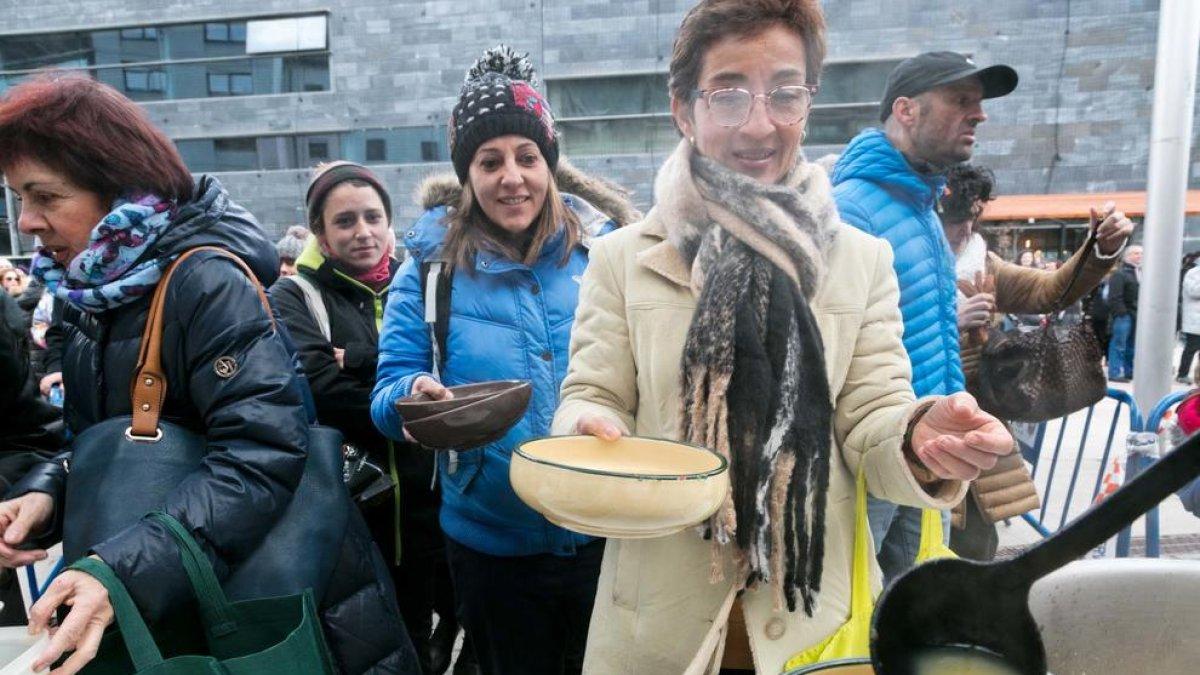 Més de 9.000 racions de l'escudella