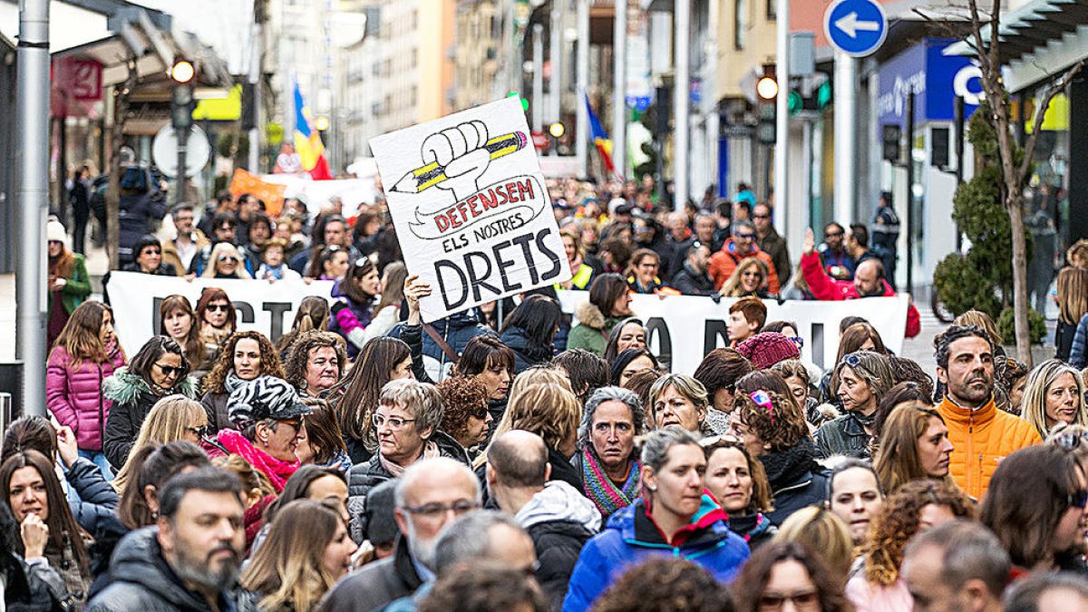 El SEP vol que l'hora extra sigui remunerada