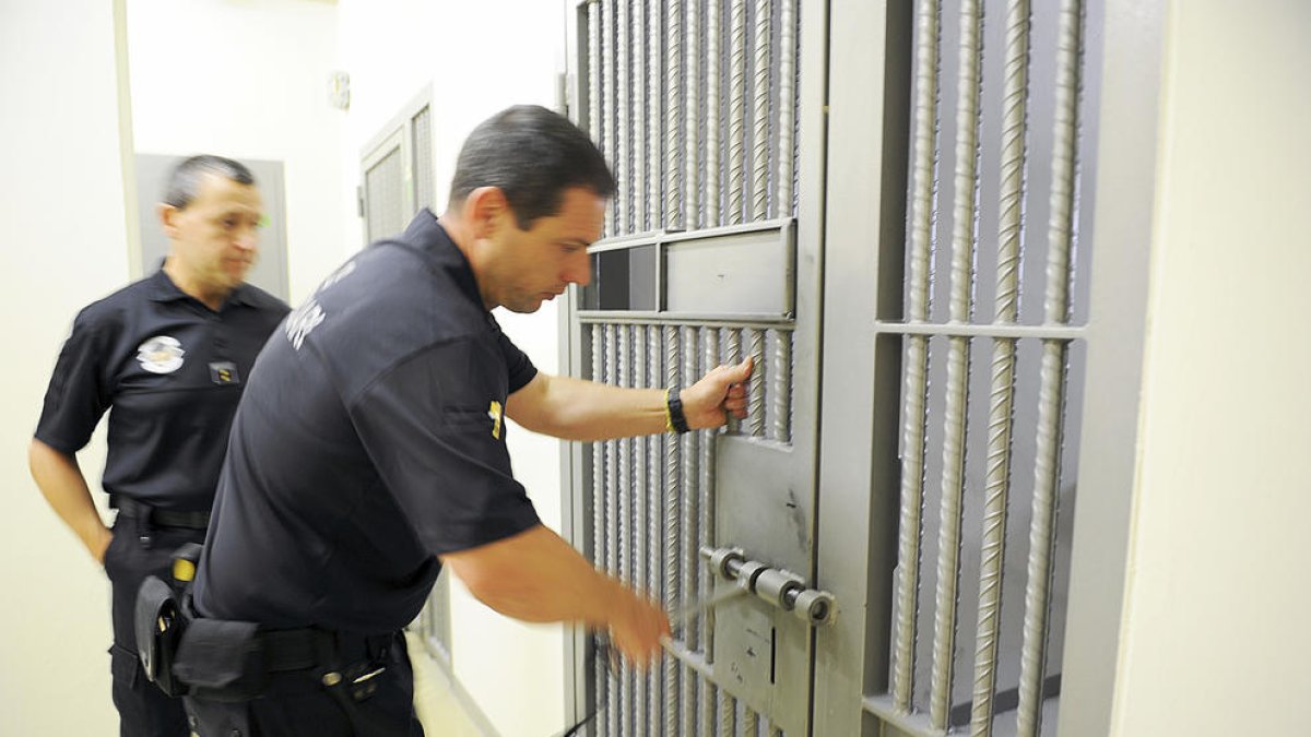 Els treballadors de la presó veuen insuficient el protocol pel Covid-19