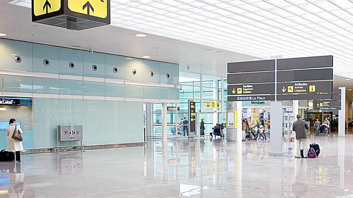 Problemes per tornar al país dels andorrans que es troben a l'estranger