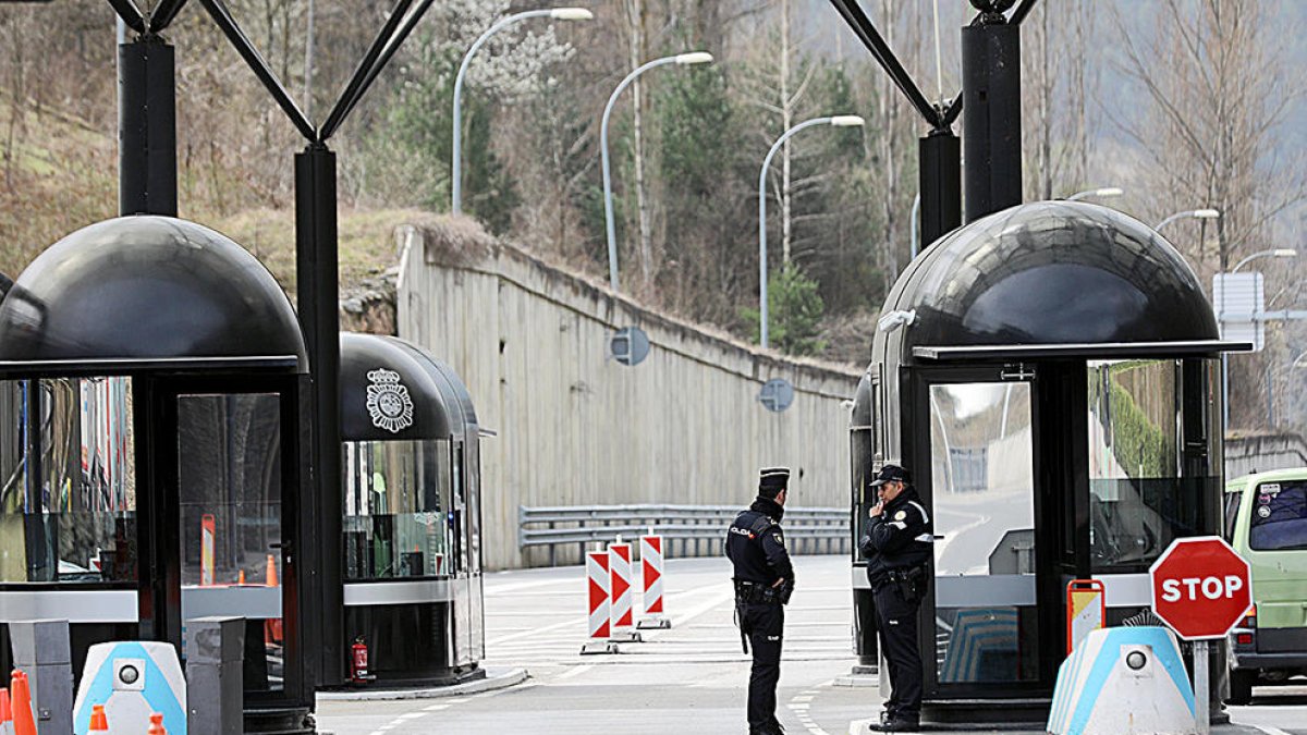Espanya prorroga tancar la frontera fins al 15 de juny
