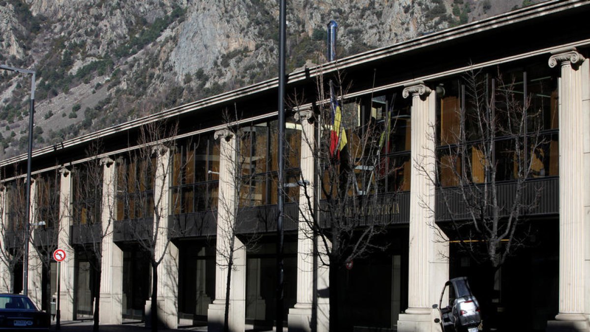 El cap de la xarxa de contraban va fugir quan es trobava en arrest domiciliari