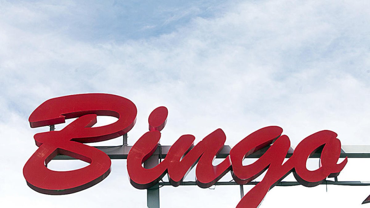 Autoritzades noves màquines escurabutxaques als bingos