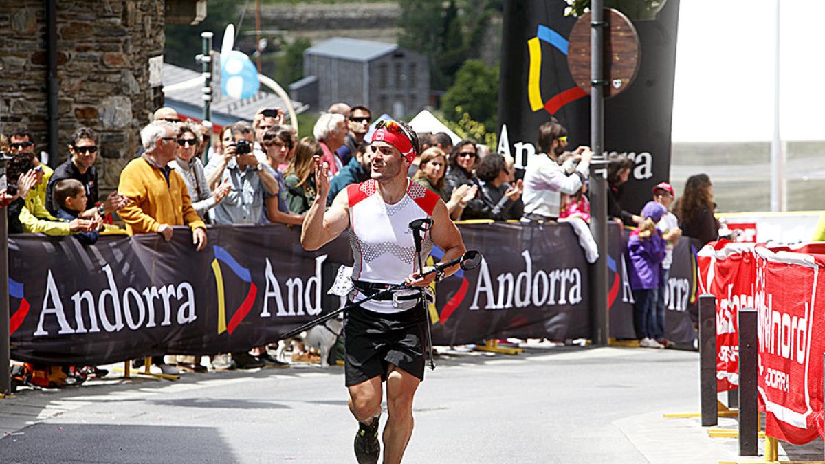 Un grup de col·laboradors de l'Ultra Trail veuen injust que la cursa acabi