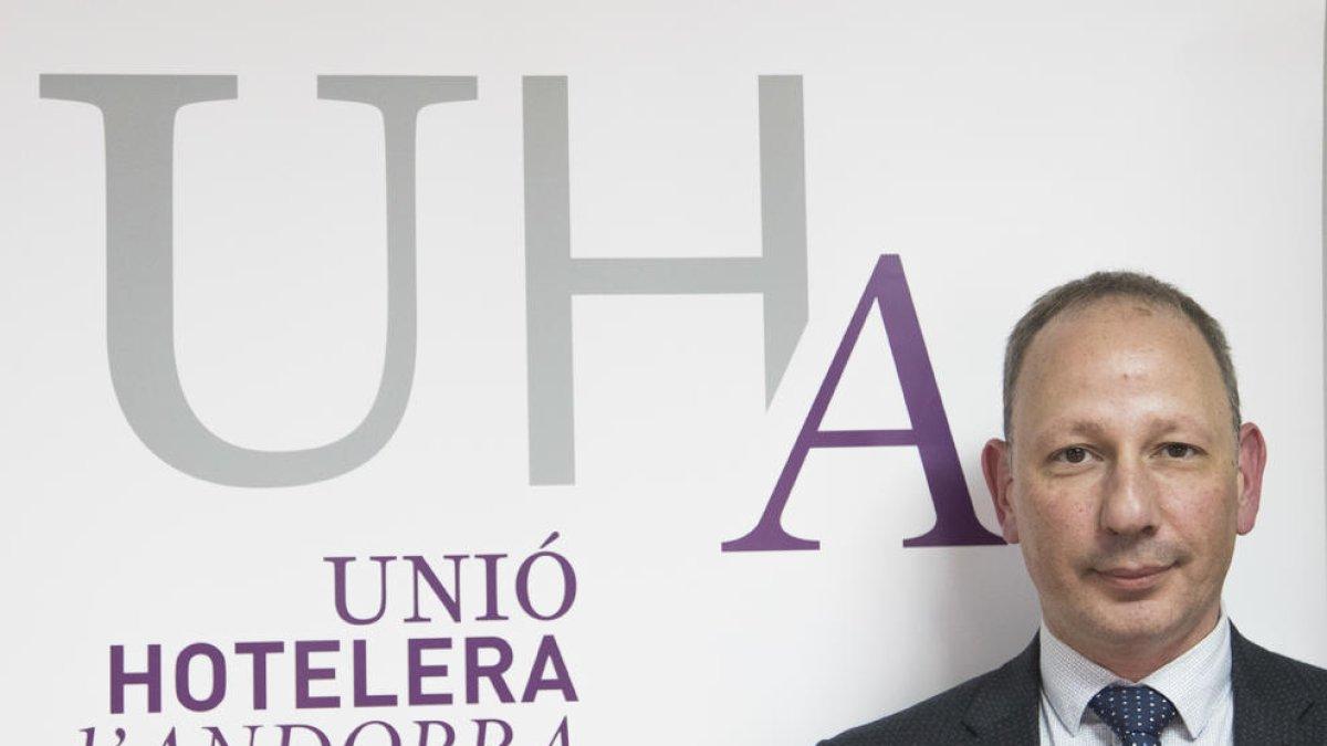 La UHA demana reduir els salaris i que Govern n'assumeixi l'altra part
