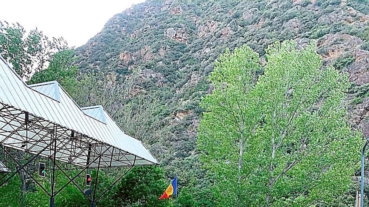 La policia alerta d'estafes per internet en el lloguer de pisos