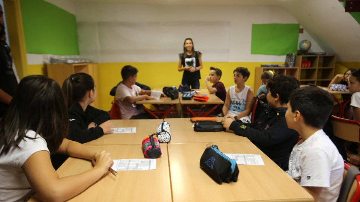 Els docents s'ofereixen per fer classes a l'estiu