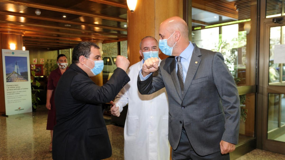 Acte de reconeixement i comiat als sanitaris cubans