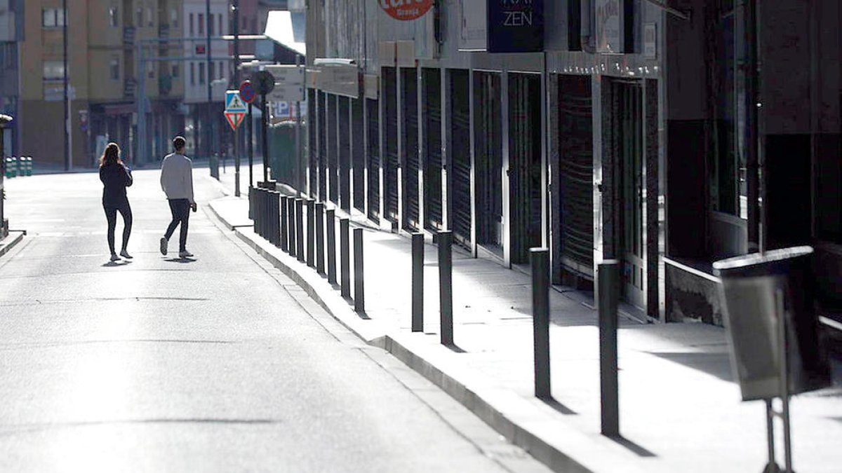 Jover anuncia que hi ha 21 comiats irregulars i que 78 són dubtosos