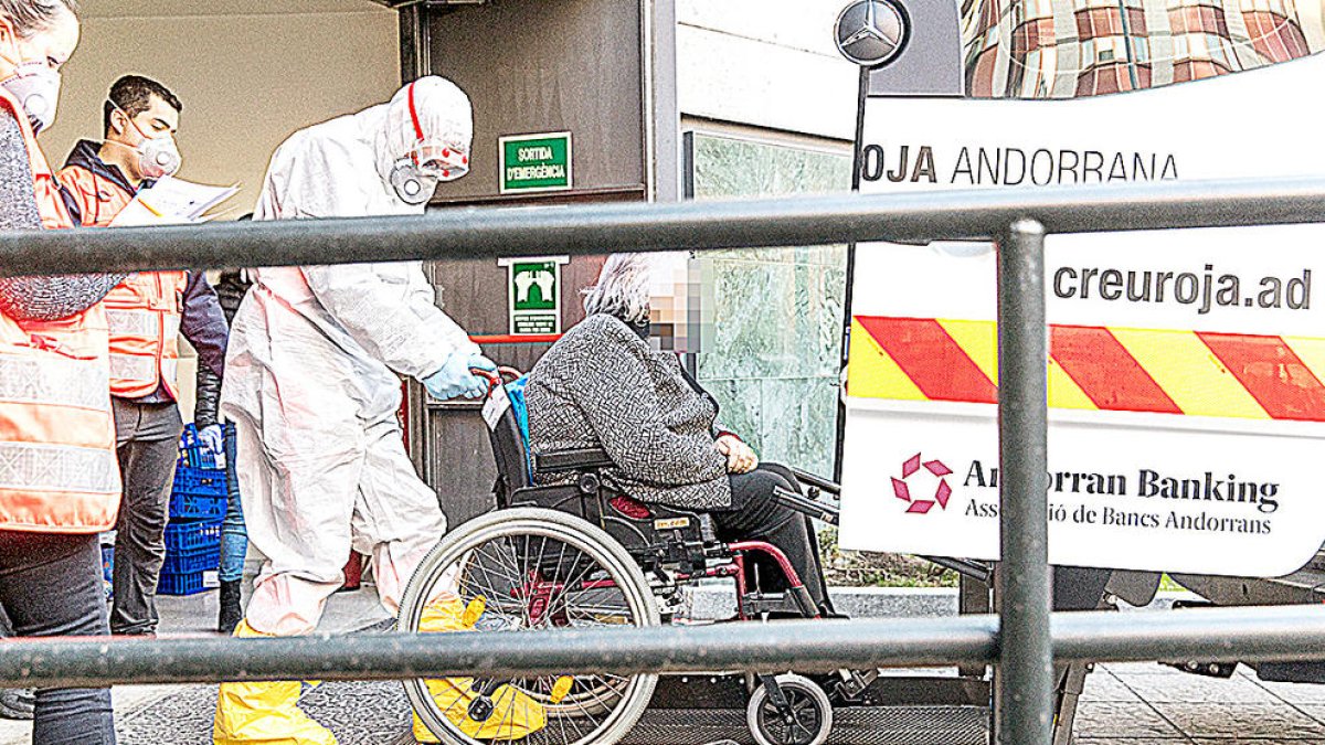 'Missatges amb cor' per als avis de la residència El Cedre