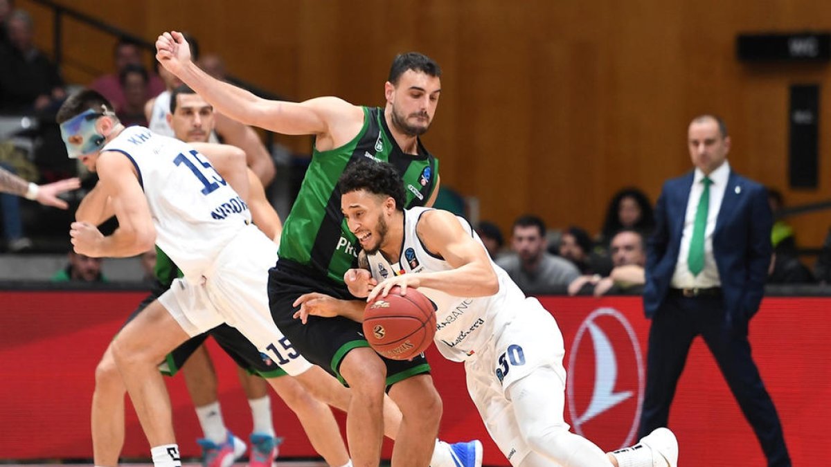 El Poliesportiu es mereix una victòria