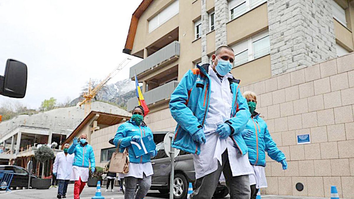 Els sanitaris cubans i el Col·legi de Psicòlegs, als set tuits