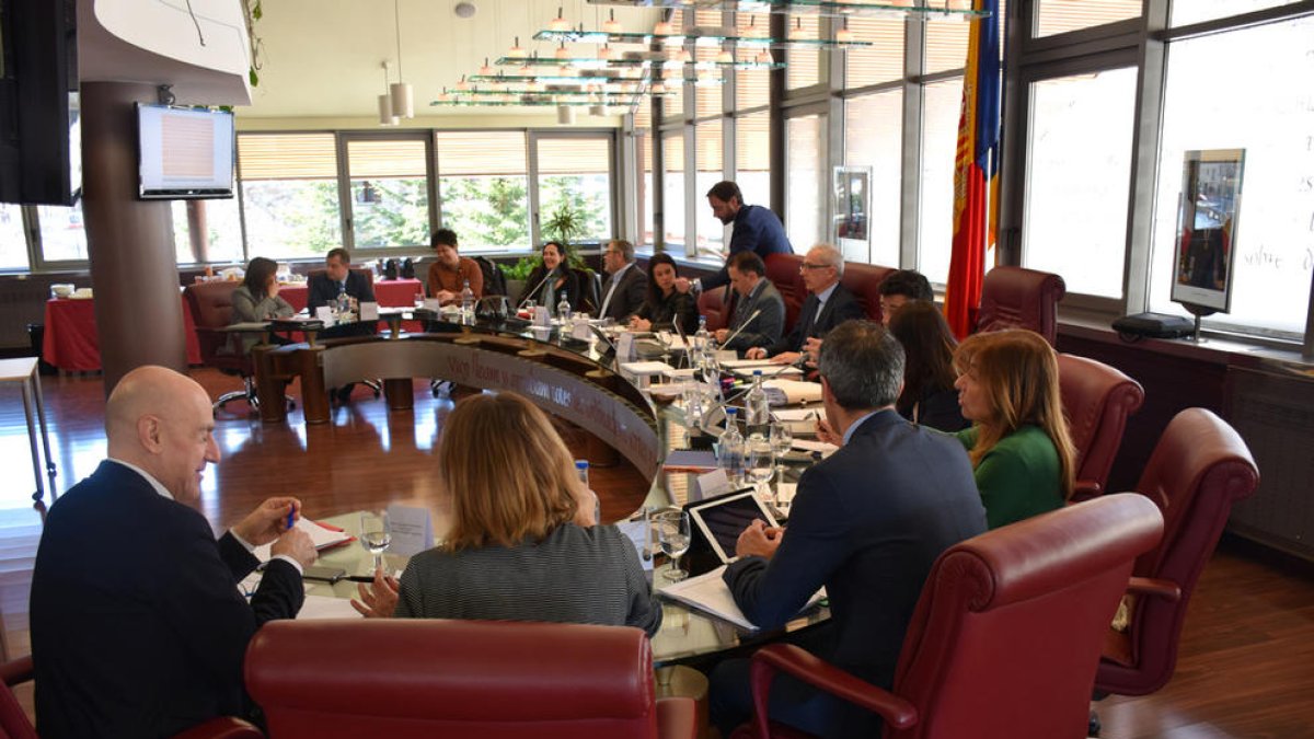 Els comuns es plantegen canviar el règim de triennis a quinquennis