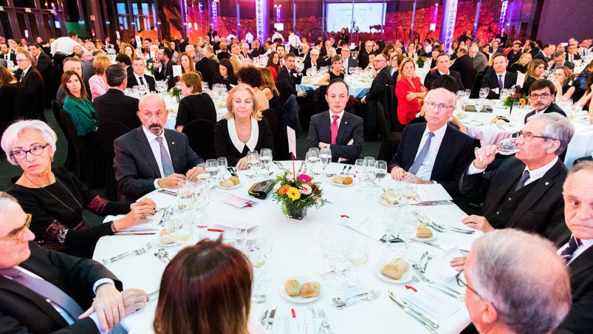 El cribratge per al càncer de còlon serà per a dones i homes d'entre 50 i 74 anys