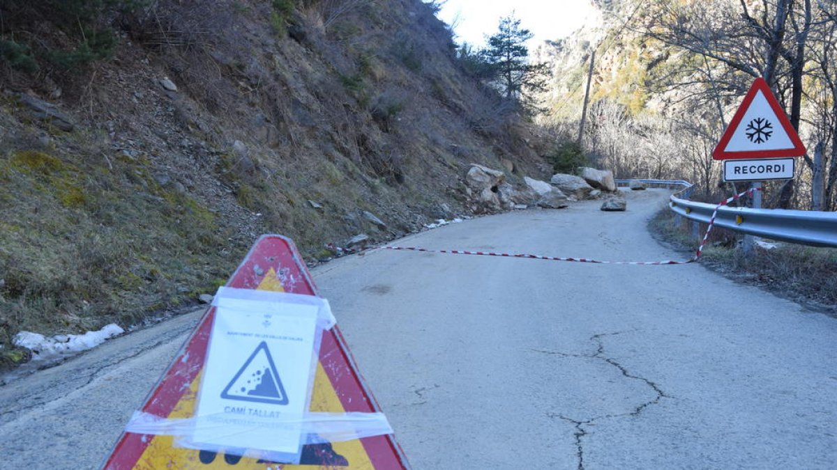 Quatre pobles de l'Alt Urgell queden incomunicats per un despreniment