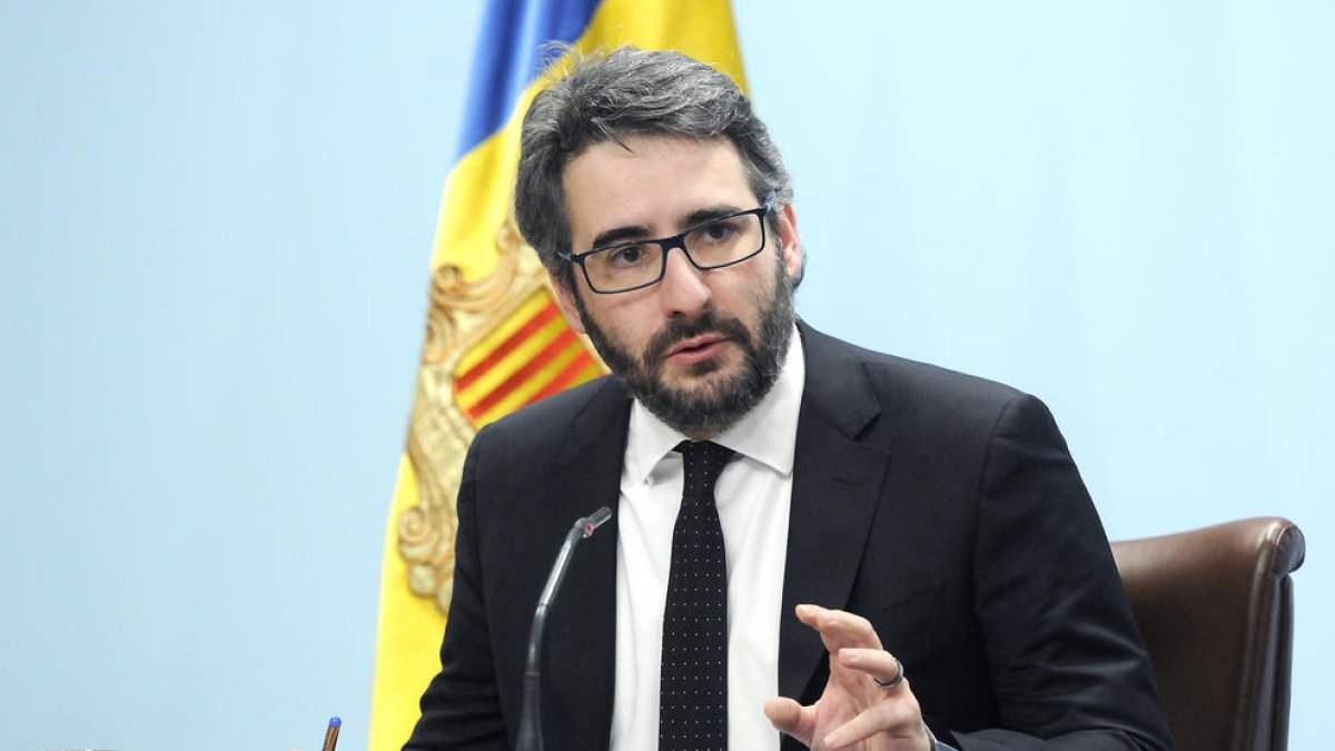 Salut fa seguiment pel coronavirus a nou persones que han viatjat a la Xina