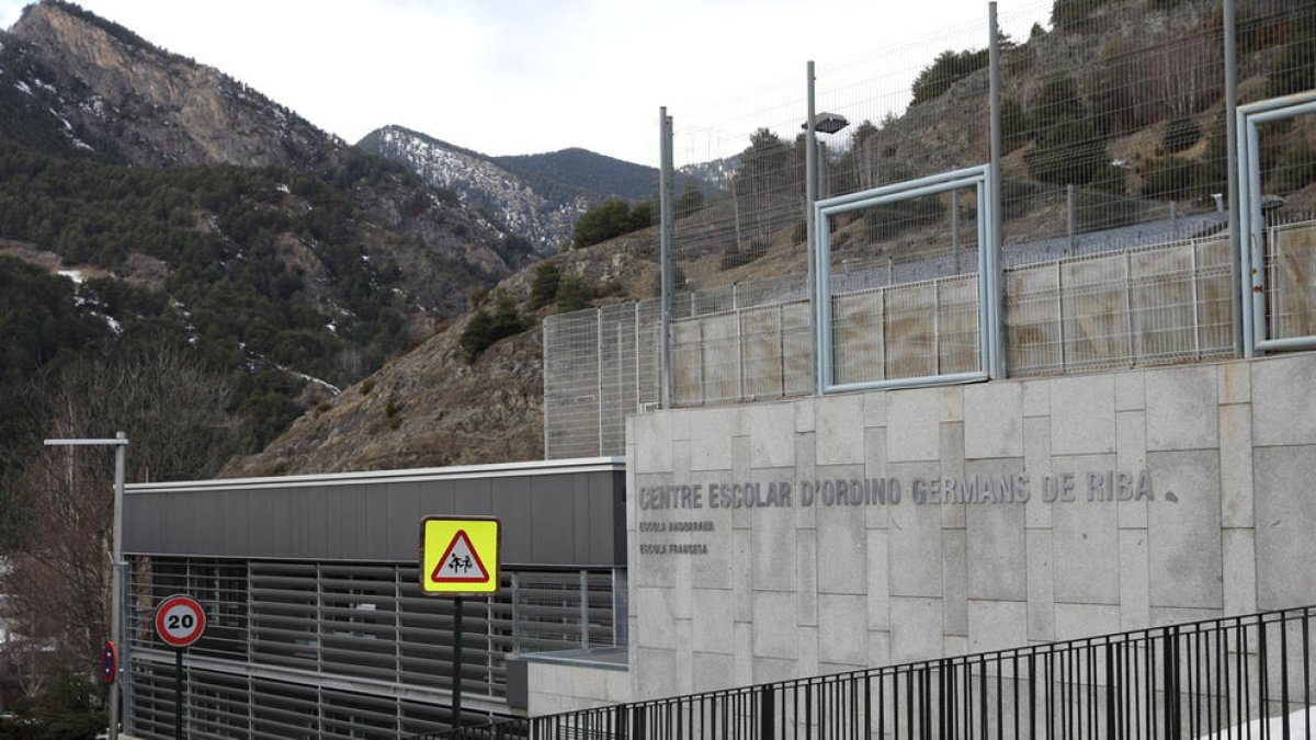 Més tranquil·litat entre els pares després de reunir-se amb els tècnics