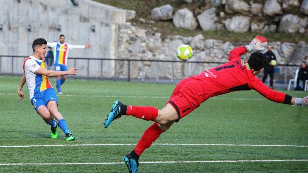 L'FC Andorra ensopega davant el cuer