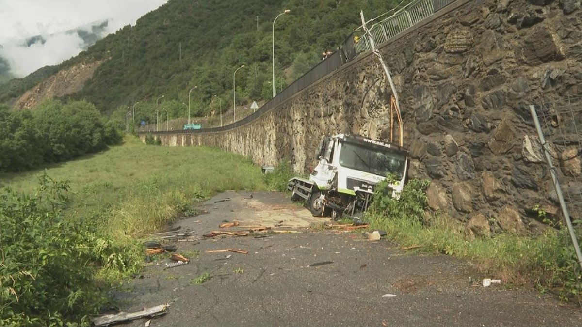 Un ferit en un accident prop de la Borda Sabater