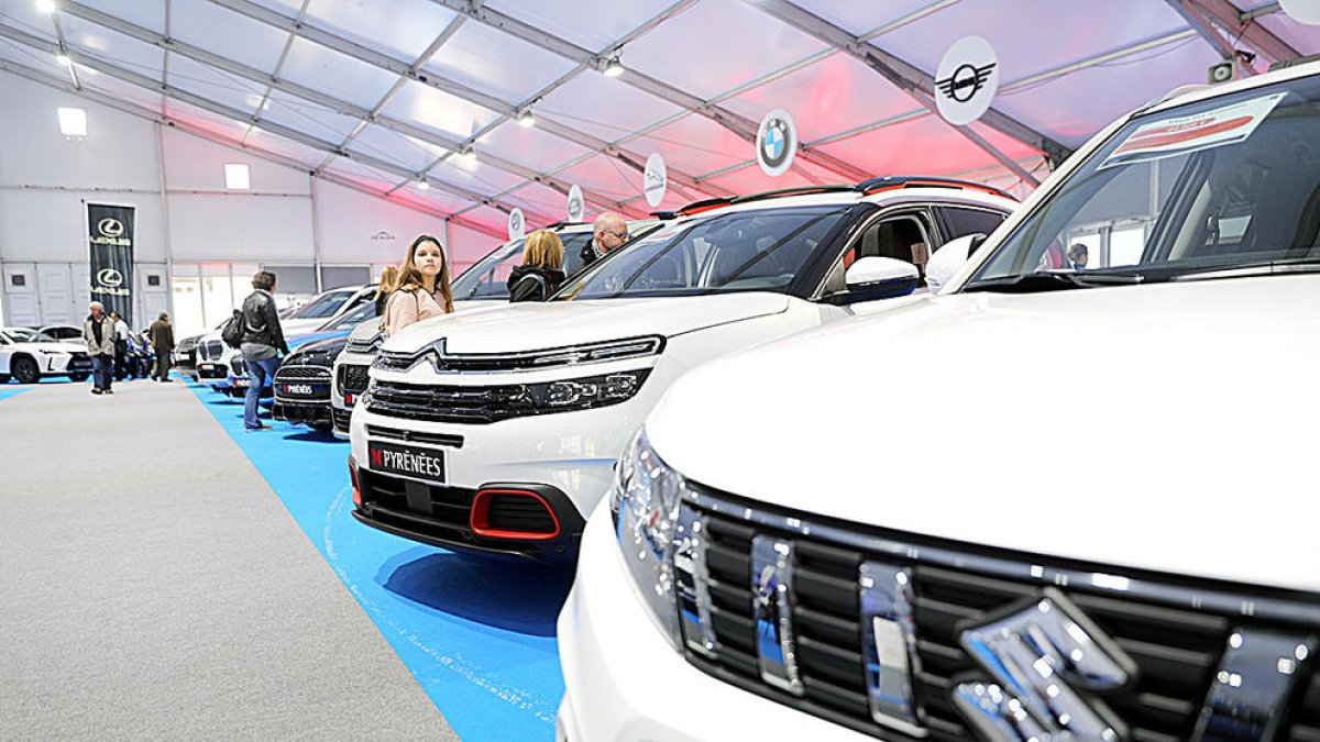 Les matriculacions de vehicles han caigut prop d'un 60% durant el maig