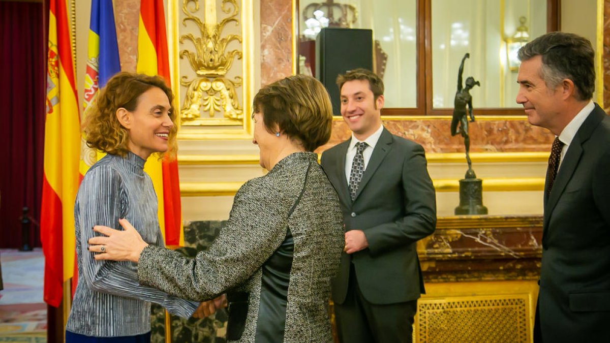 Suñé es reuneix amb les Presidentes del Congrés i Senat espanyol