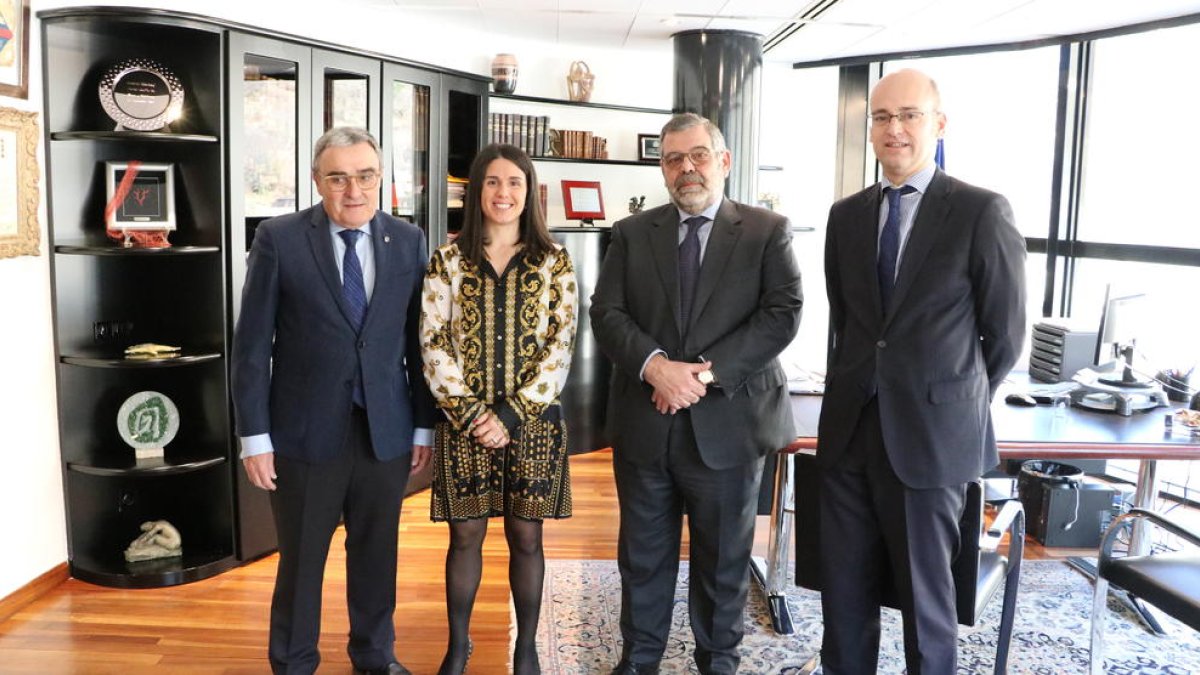 Mas i Rascagnères reben l'ambaixador espanyol