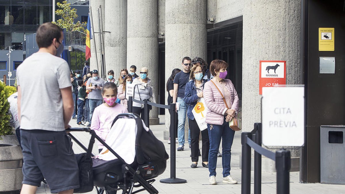 Cues al servei de Tràmits del Govern