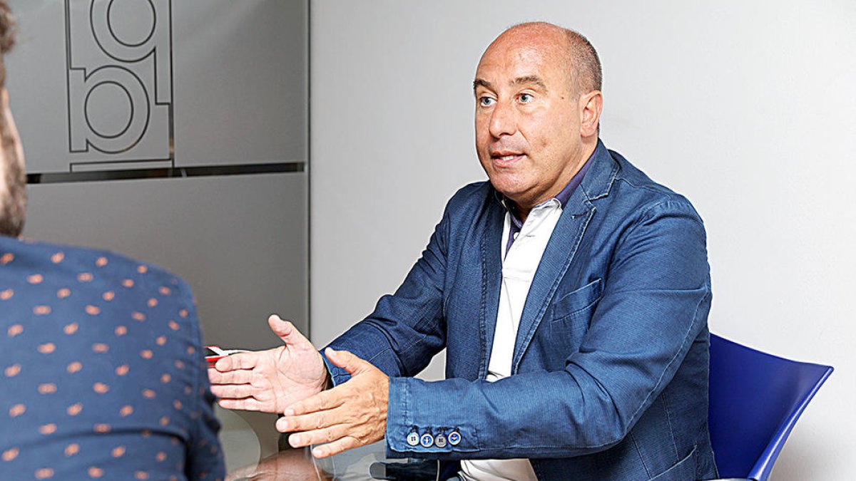 UPA vol que tots els polítics cobrin el salari mínim durant l'emergència