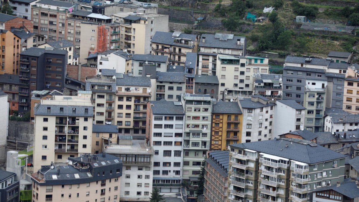 Rebuig a la implantació de la certificació energètica