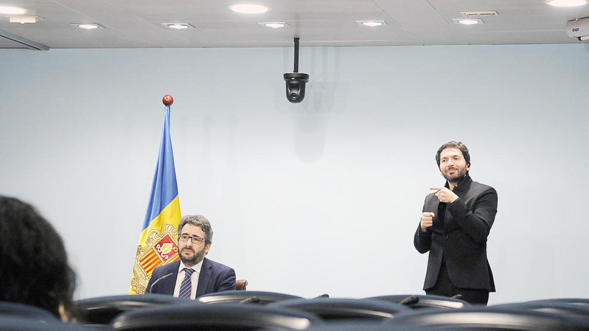 La família Sirkia pagarà tot el cost de tenir els metges cubans