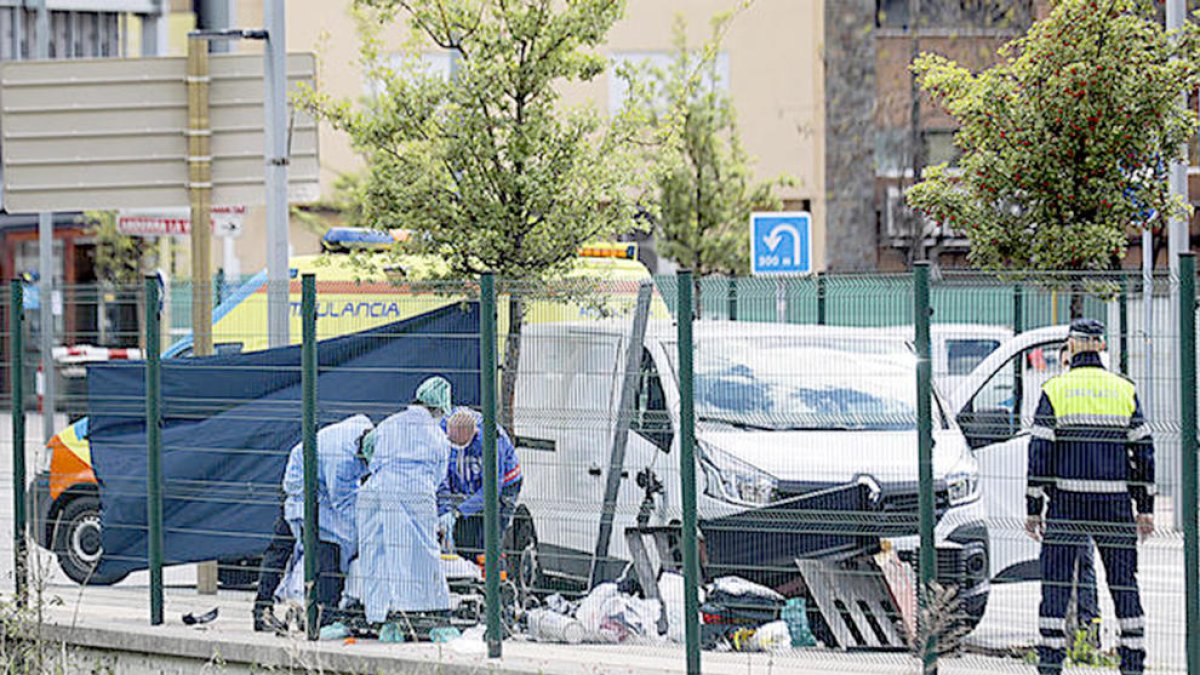 Detingut un home per agredir i amenaçar amb un ganivet de cuina l'exparella