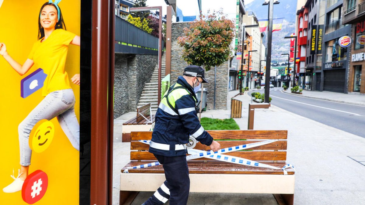 La primera “excepció al confinament” arrenca avui