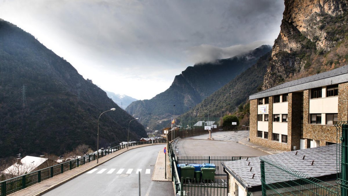 Aprovat general per als estudiants del sistema espanyol aquest curs